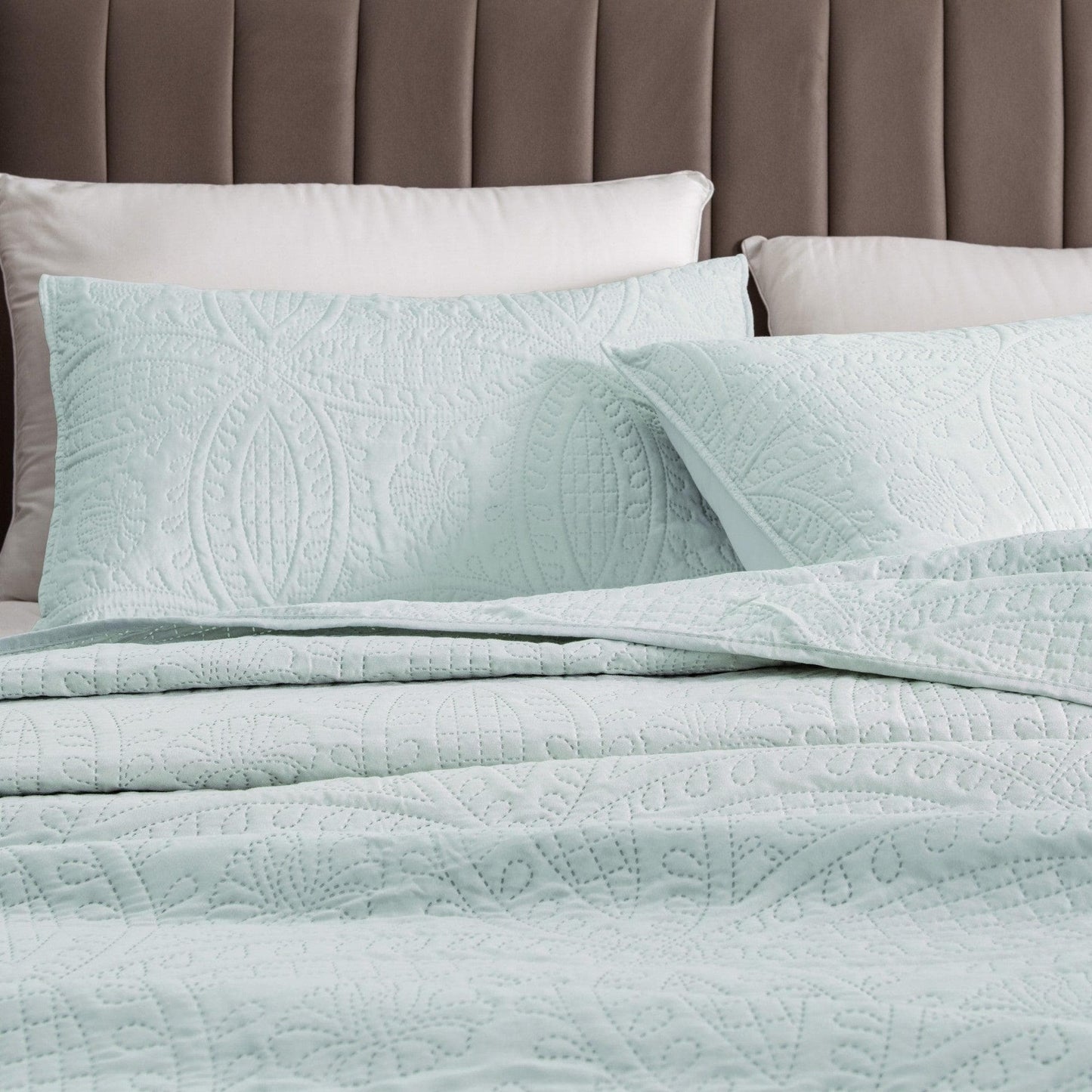 Oversized Coastal Medallion Quilt Set - Coastal Quilts