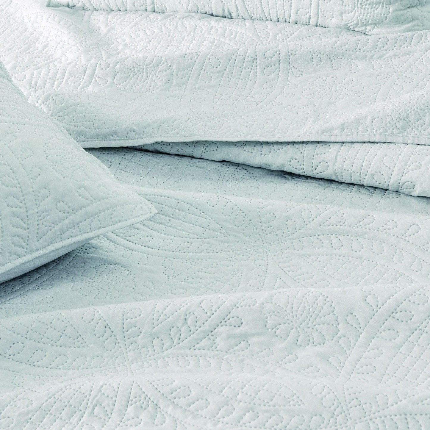 Oversized Coastal Medallion Quilt Set - Coastal Quilts