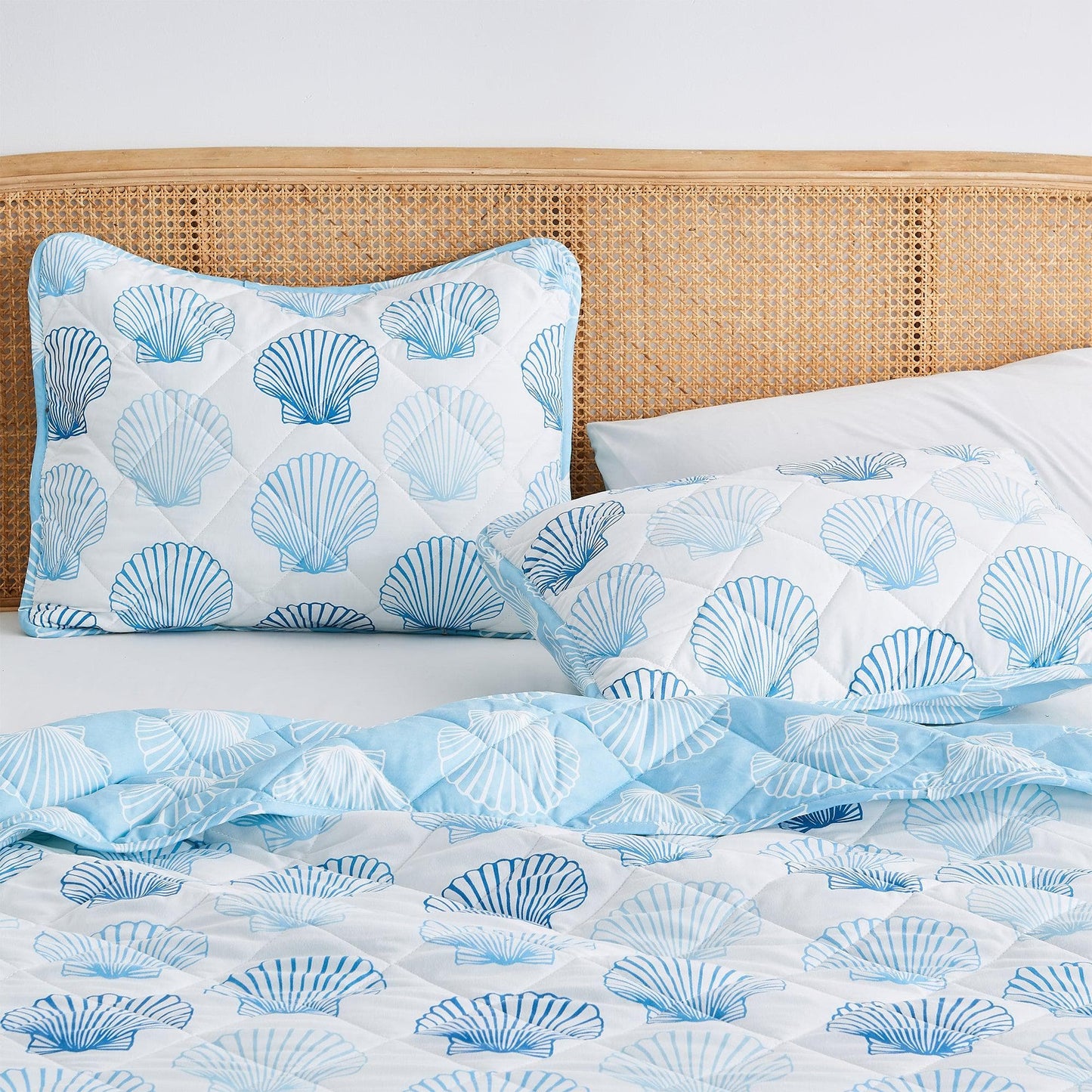 Coastal Blue Seashell Quilt Set - Coastal Quilts