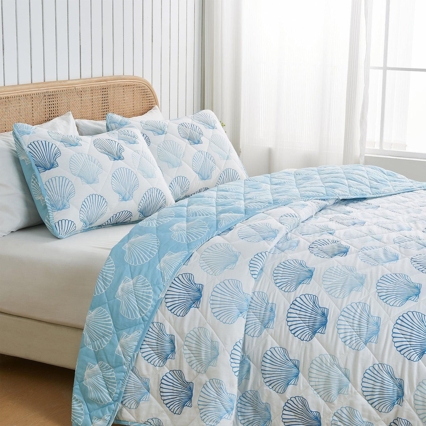 Coastal Blue Seashell Quilt Set - Coastal Quilts