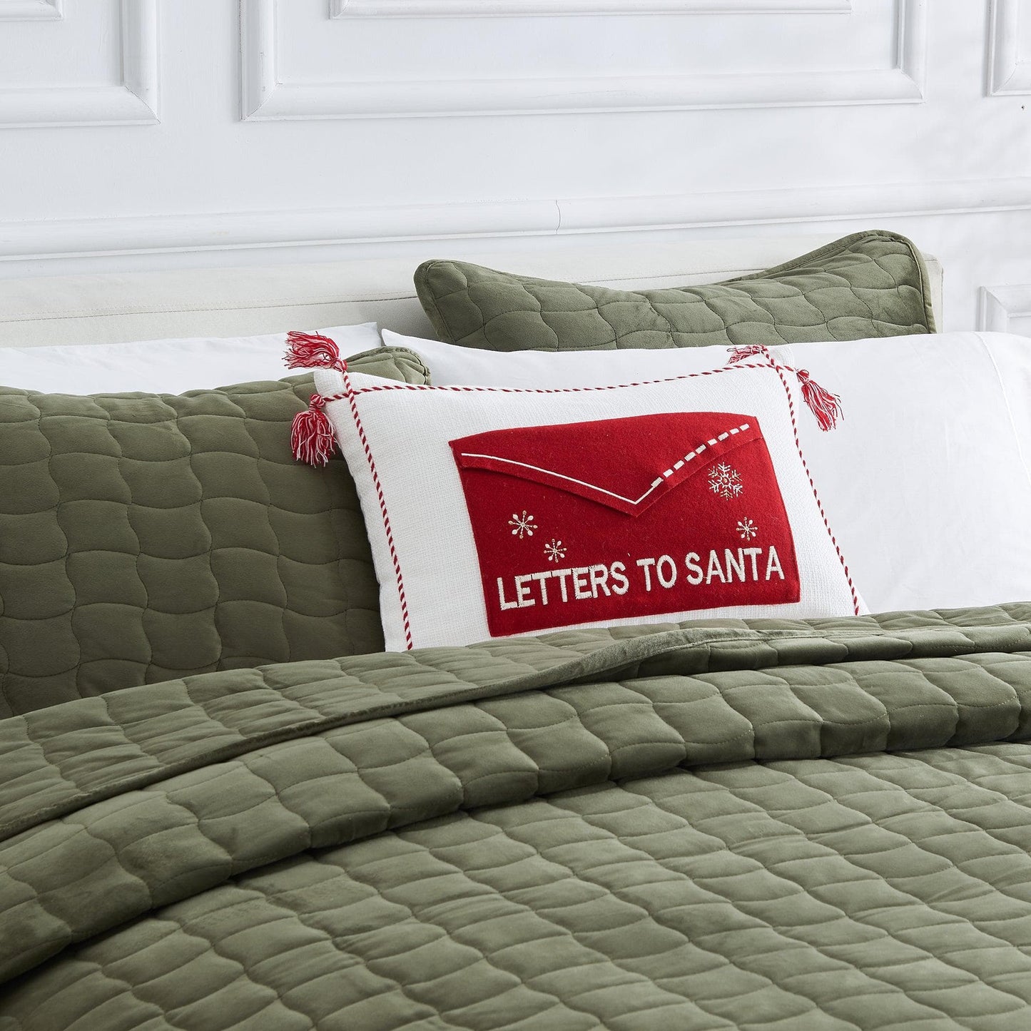 Christmas Throw Pillow - Jubilee Collection