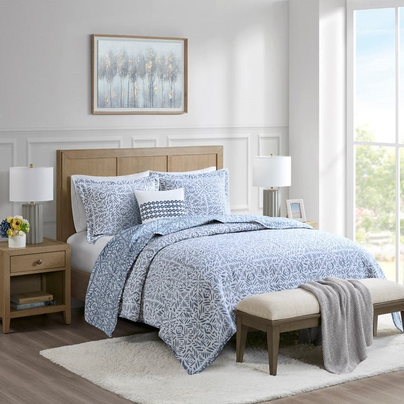Harmony 4PC Oversized Reversible Coastal Quilt Set with Throw Pillow - Quahog Bay Bedding