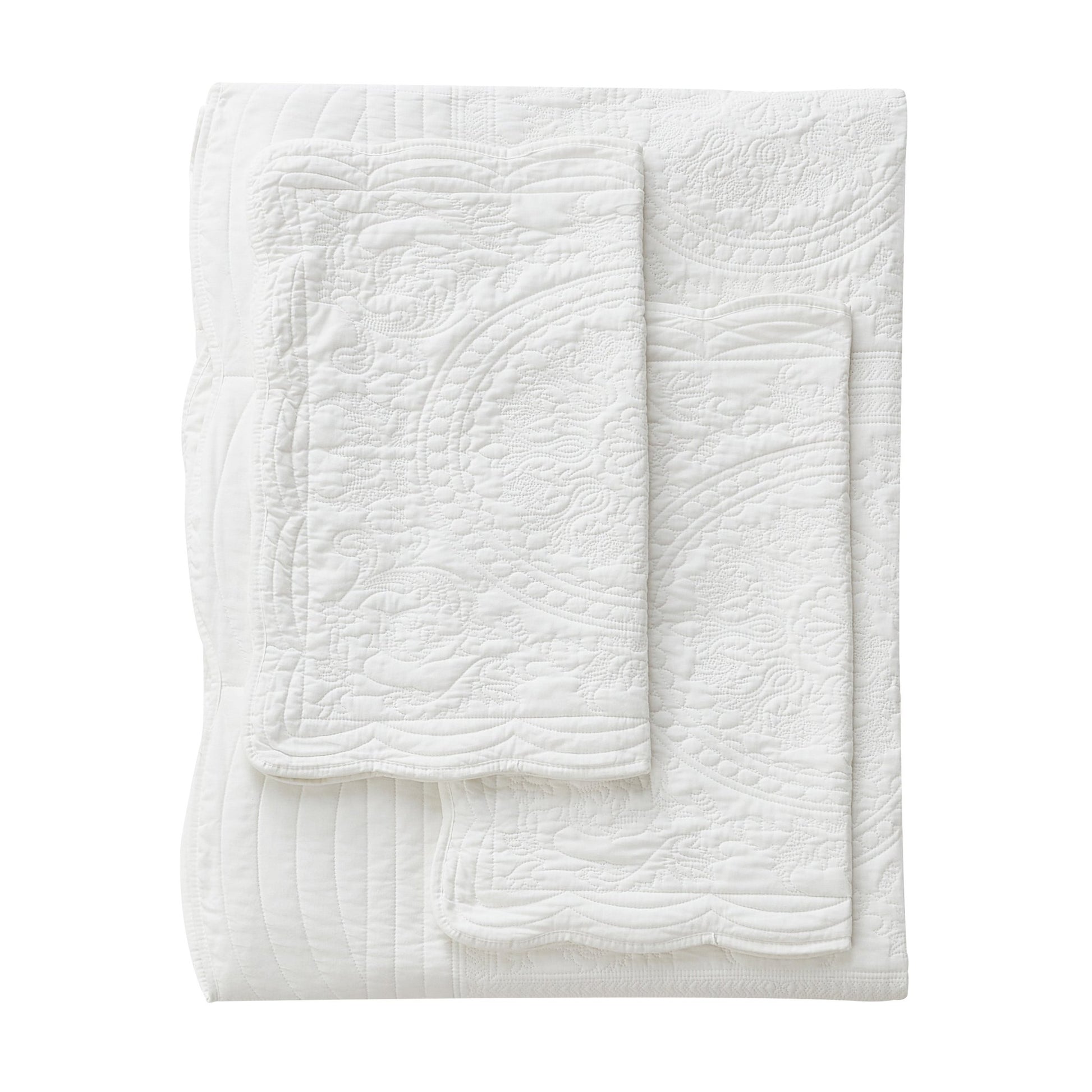 Isabella Cotton Quilt Set - White - Stunning Medallions And Scalloped Edges - Quahog Bay Bedding