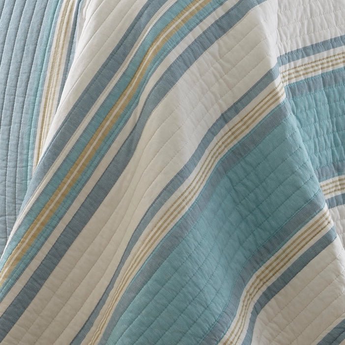Kailua Reversible Coastal Quilt Set - Coastal Themed Quilt Set - Quahog Bay Bedding