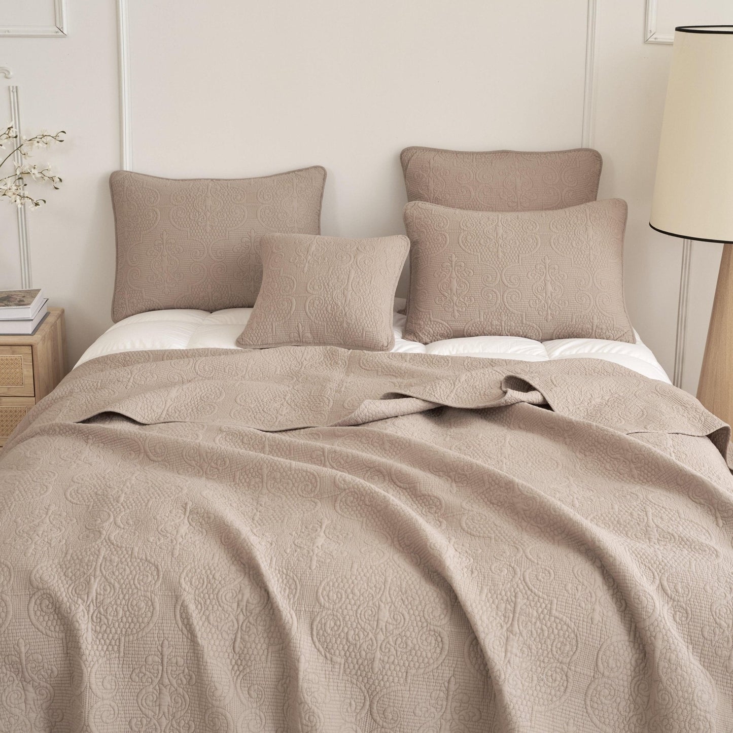 Sandy Elegant Matelasse Cotton Quilted Bedspread Set - Quahog Bay Bedding