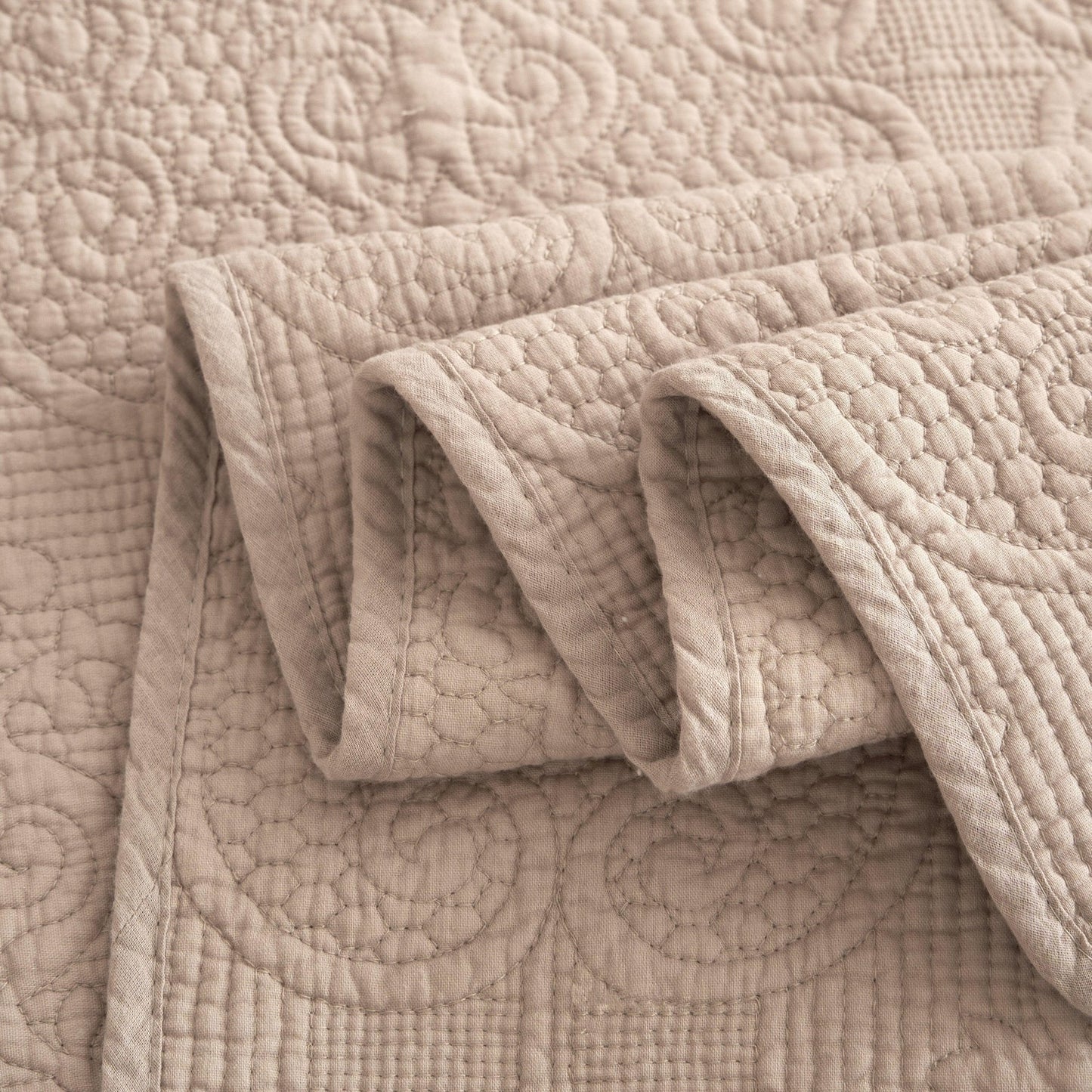 Sandy Elegant Matelasse Cotton Quilted Bedspread Set - Quahog Bay Bedding