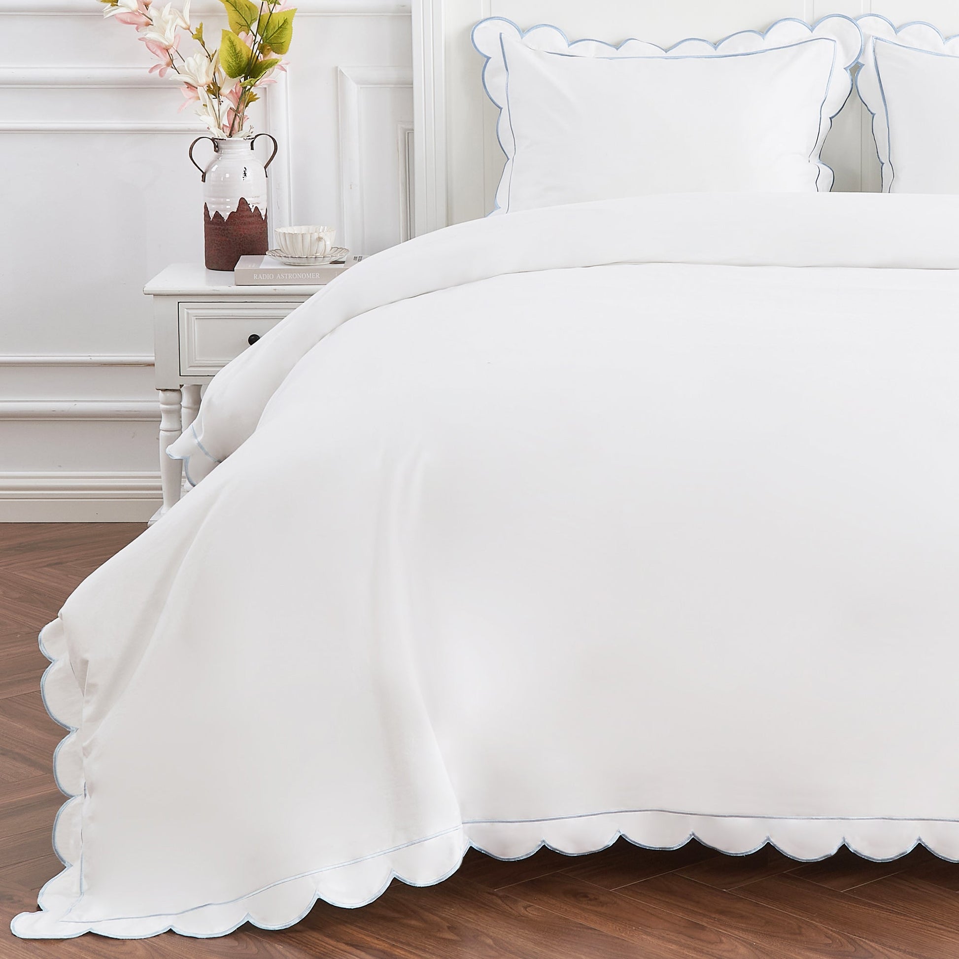 Scallop Frame Embroidered Cotton Percale Duvet Set - Quahog Bay Bedding