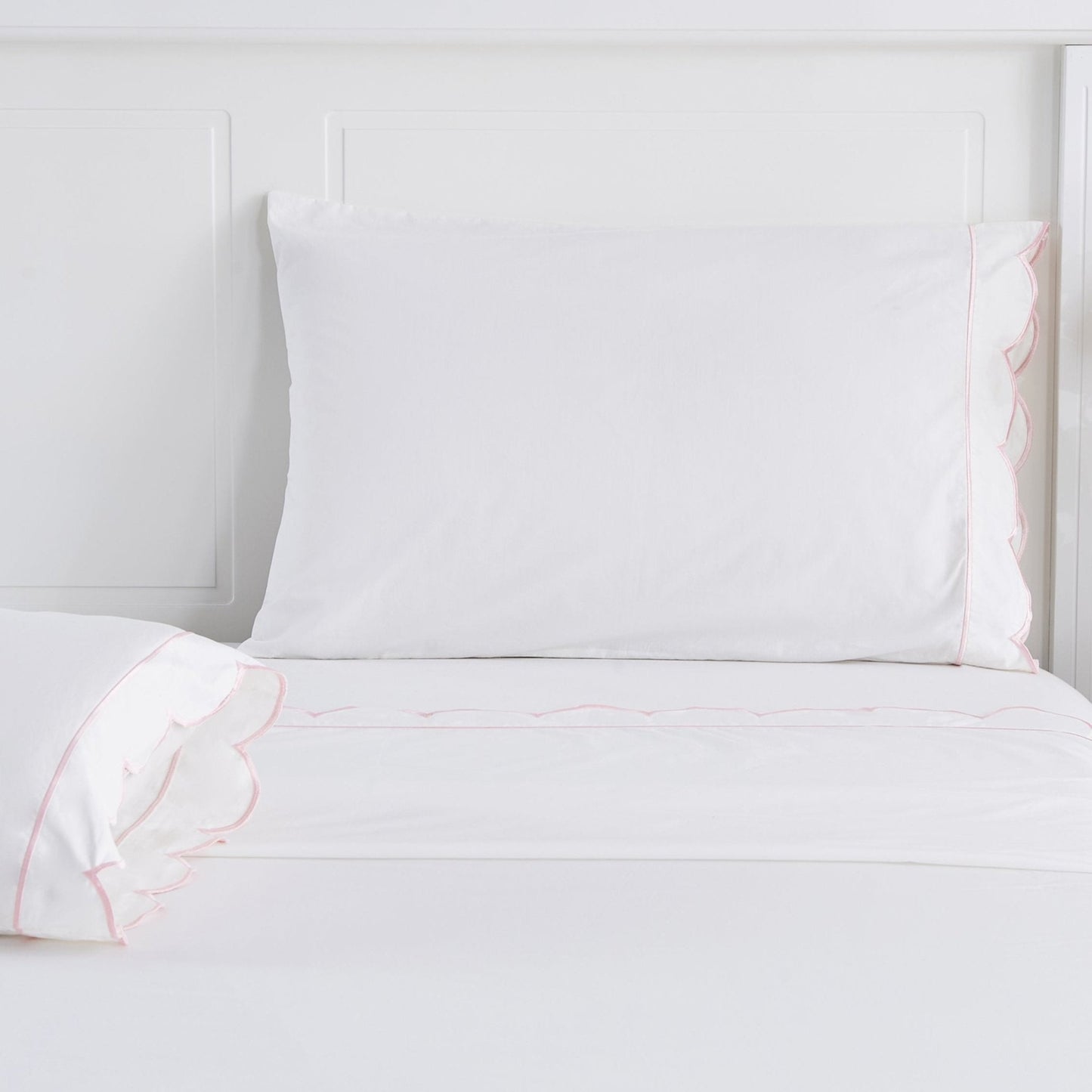 Scallop Frame Embroidered Cotton Percale Pillowcase Pair - Quahog Bay Bedding