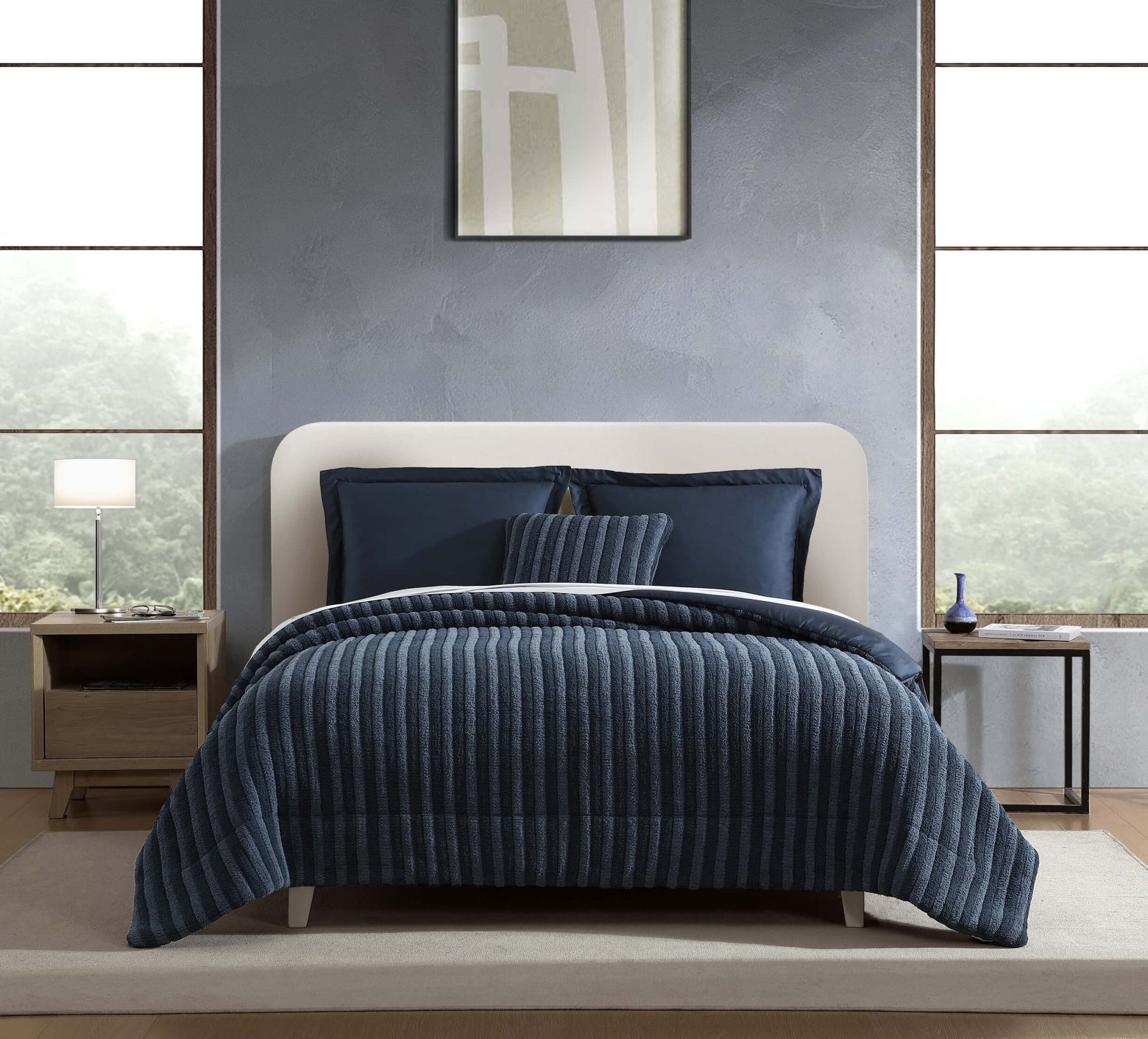 Snug Comforter With Piped Detailing - Sustainable Bedding - Quahog Bay Bedding