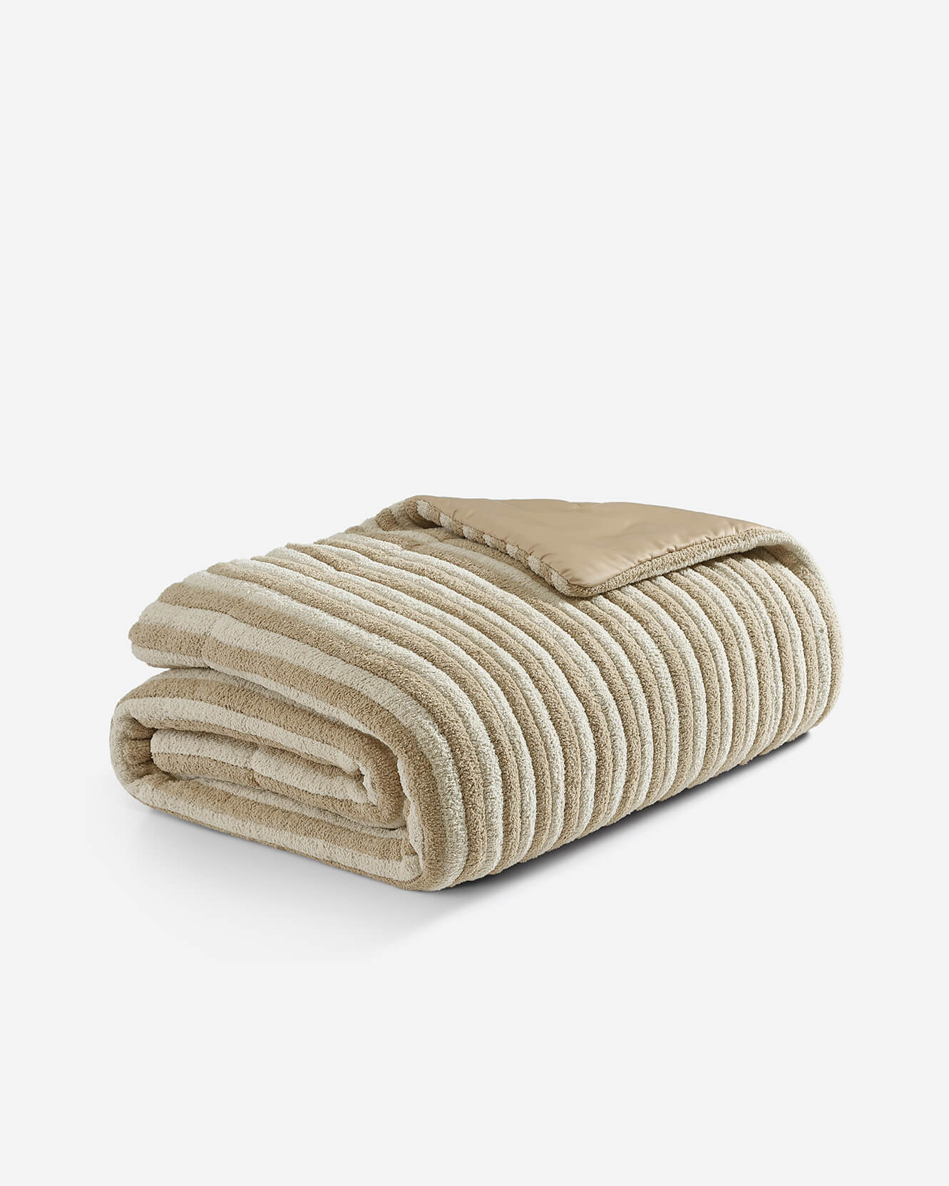 Snug Comforter With Piped Detailing - Sustainable Bedding - Quahog Bay Bedding