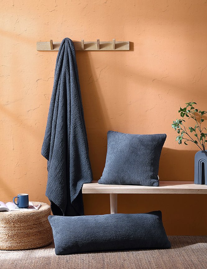 Snug Throw - Quahog Bay Bedding