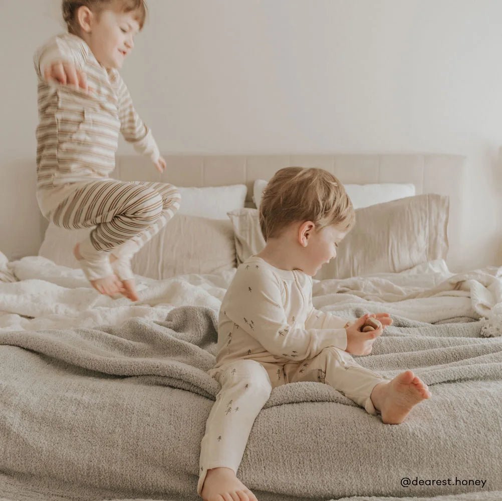 Snug Throw - Quahog Bay Bedding