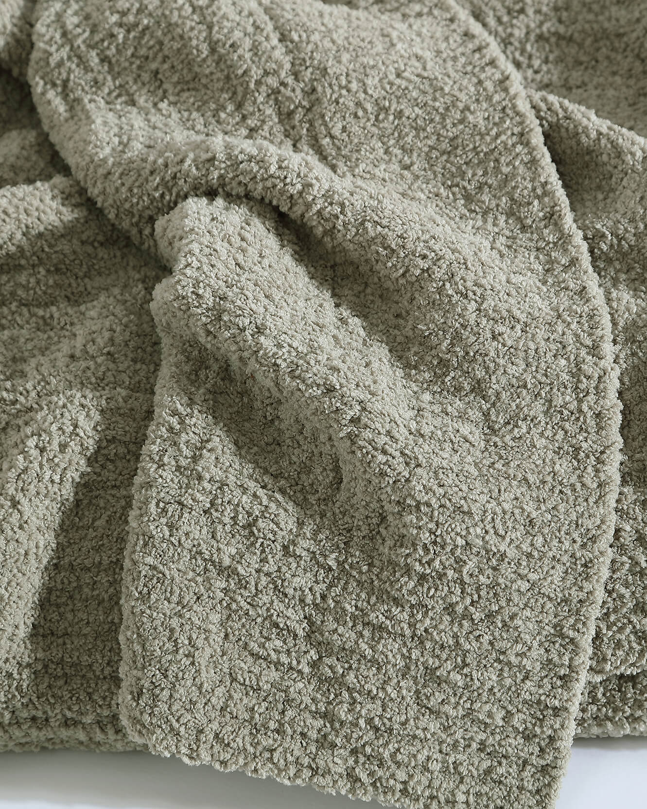 Snug Throw - Quahog Bay Bedding