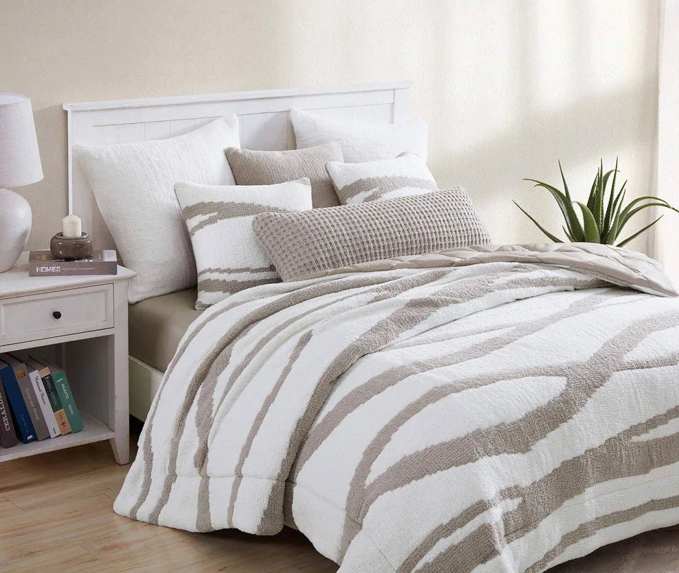 Snug Throw Pillow - Quahog Bay Bedding