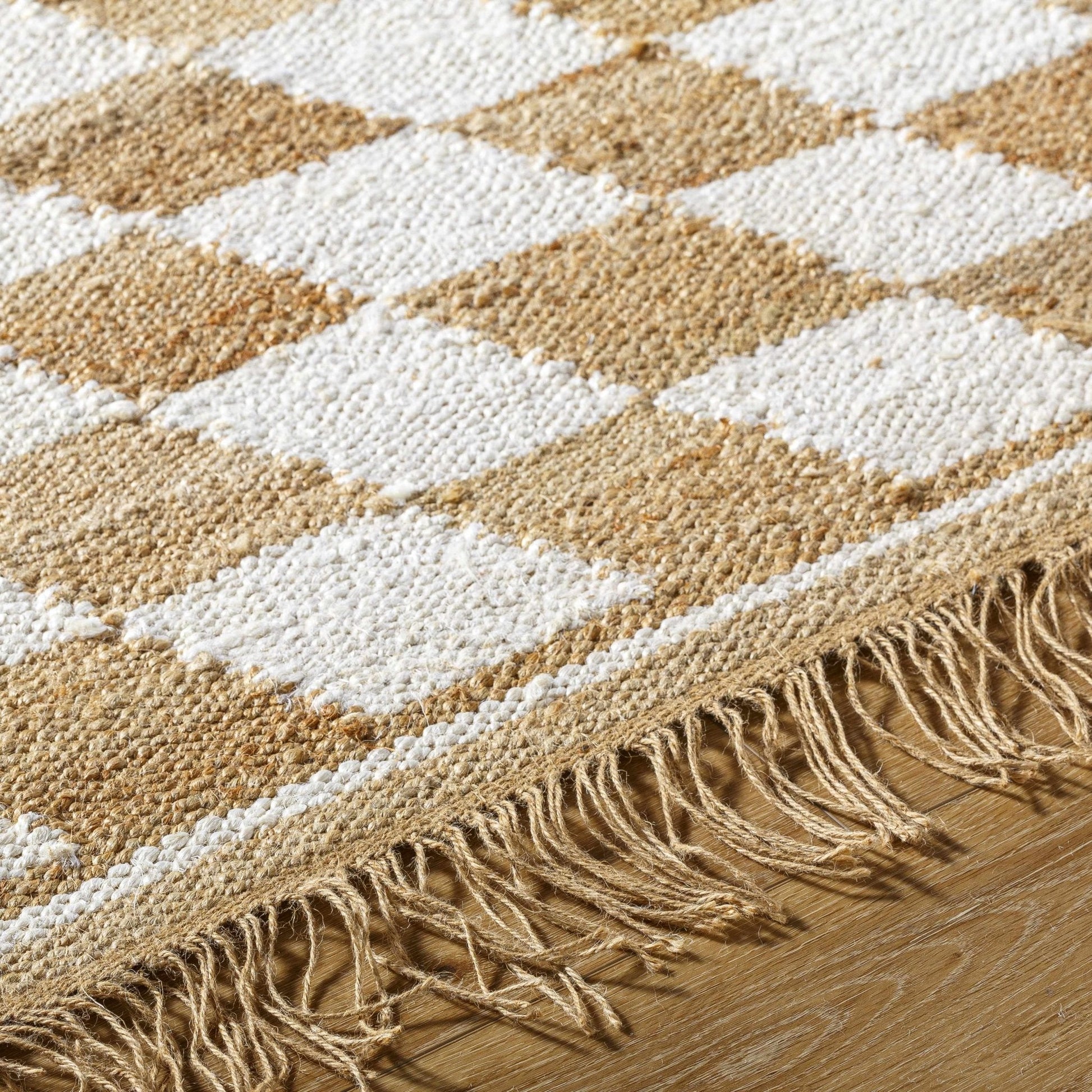 Tiria Diamond Checkered Jute Tasseled Rug - Quahog Bay Bedding