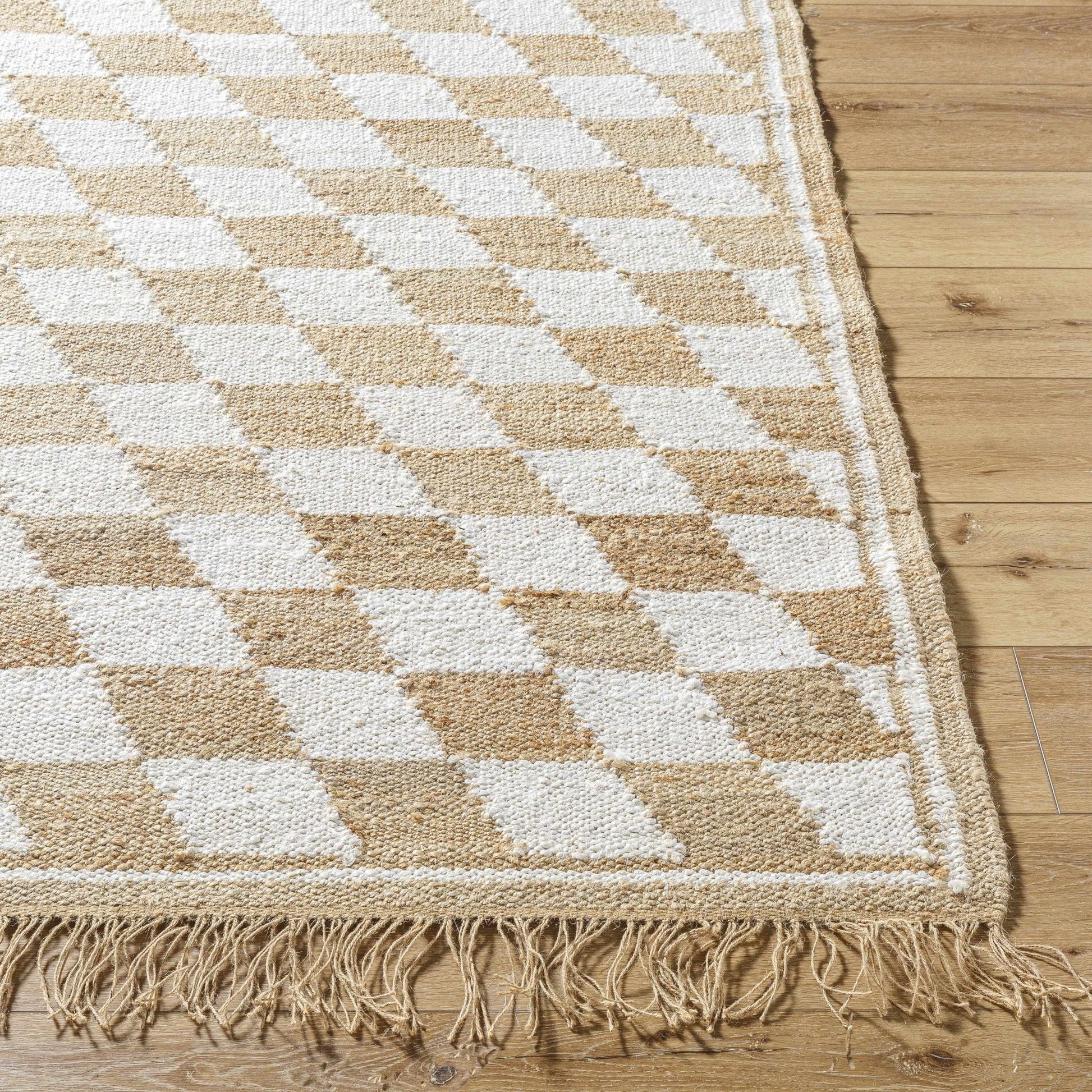 Tiria Diamond Checkered Jute Tasseled Rug - Quahog Bay Bedding