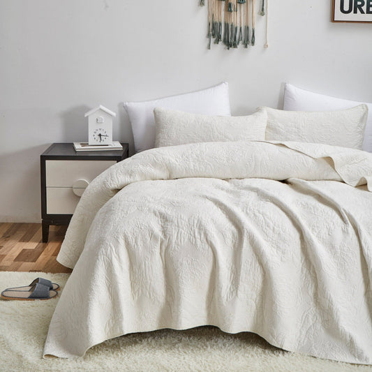 Ivory Paisley Damask Stitch Matelassé Cotton Quilt Set - Quahog Bay Bedding
