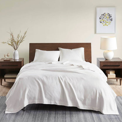 100% Egyptian Cotton Blanket - Ultra Soft Premium Blankets - White - Quahog Bay Bedding