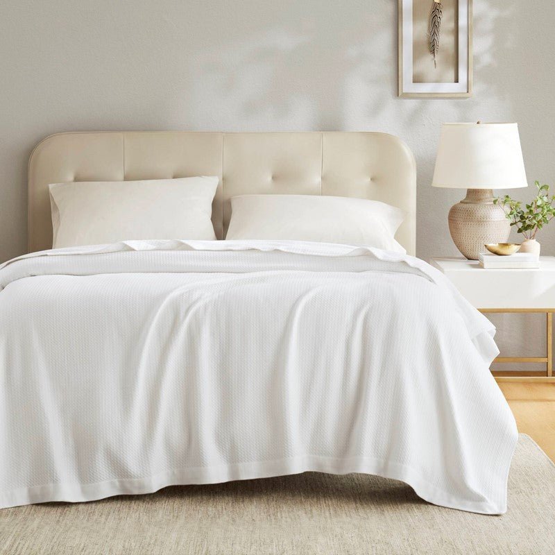 100% Egyptian Cotton Blanket - Ultra Soft Premium Blankets - White - Quahog Bay Bedding