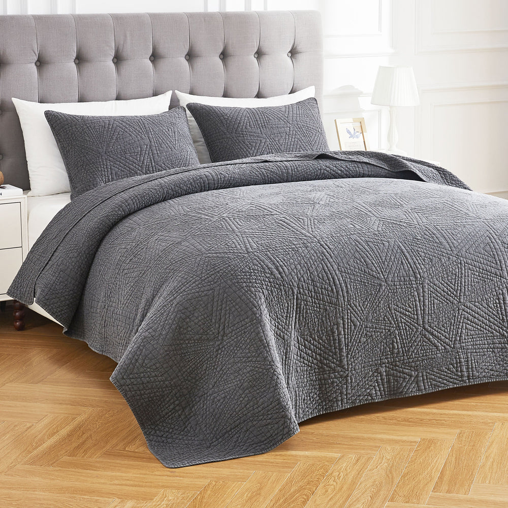 Dancing Triangles Stonewashed Cotton Quilt Set