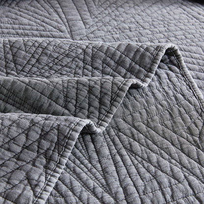 Dancing Triangles Stonewashed Cotton Quilt Set