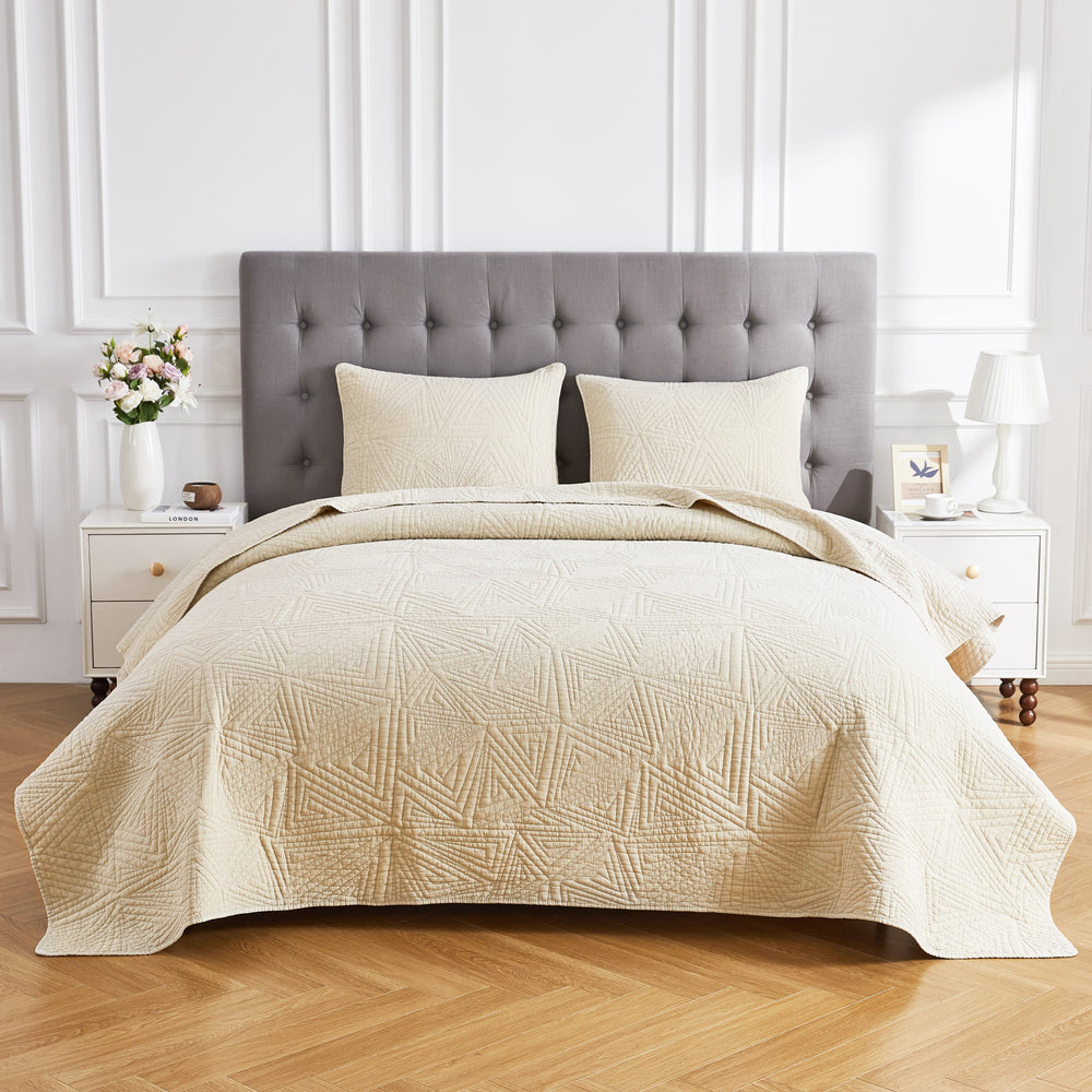 Dancing Triangles Stonewashed Cotton Quilt Set