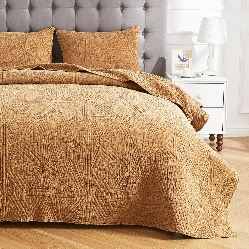 Dancing Triangles Stonewashed Cotton Quilt Set