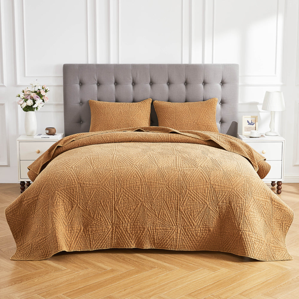Dancing Triangles Stonewashed Cotton Quilt Set