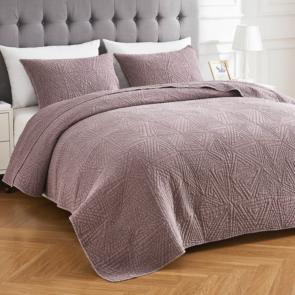 Dancing Triangles Stonewashed Cotton Quilt Set