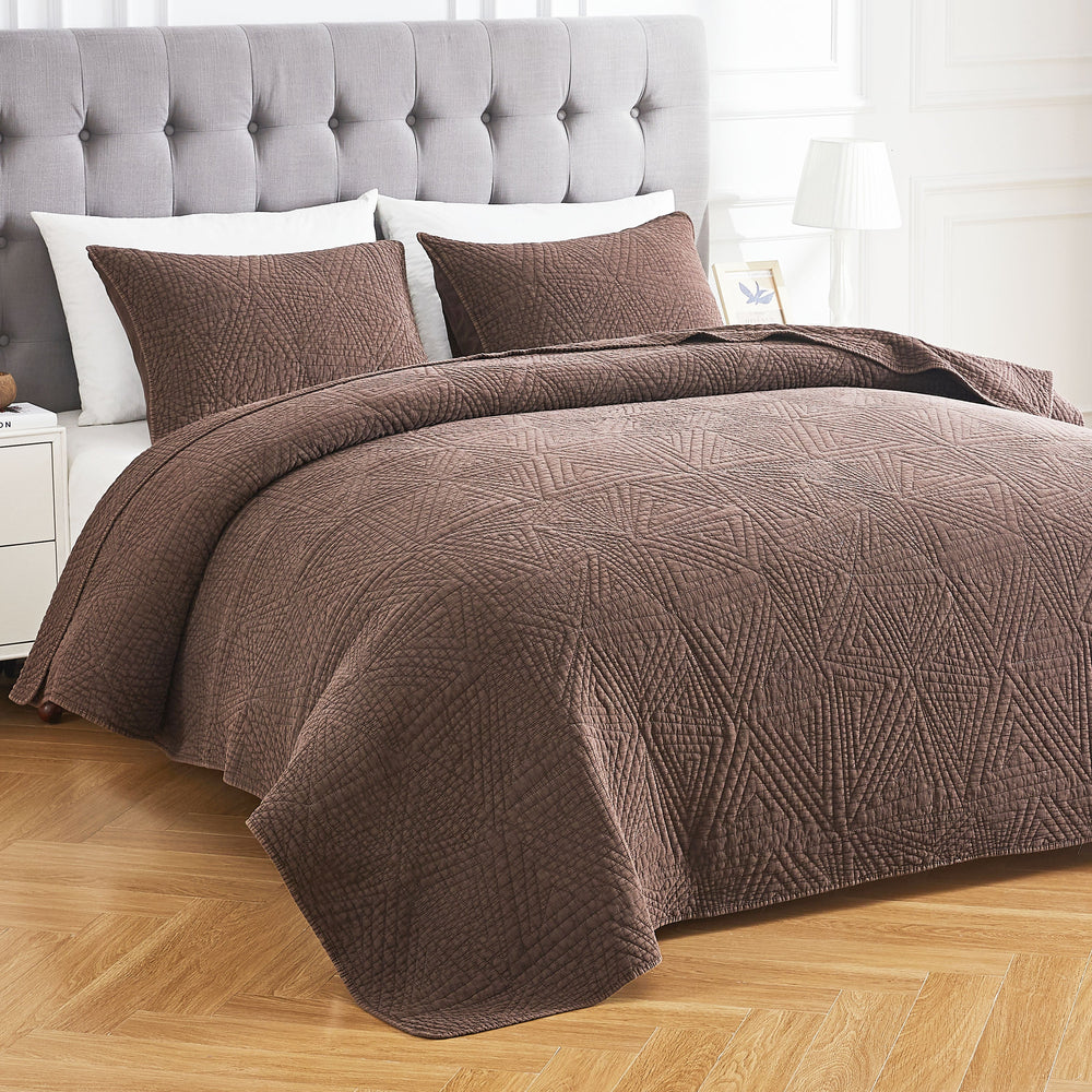 Dancing Triangles Stonewashed Cotton Quilt Set