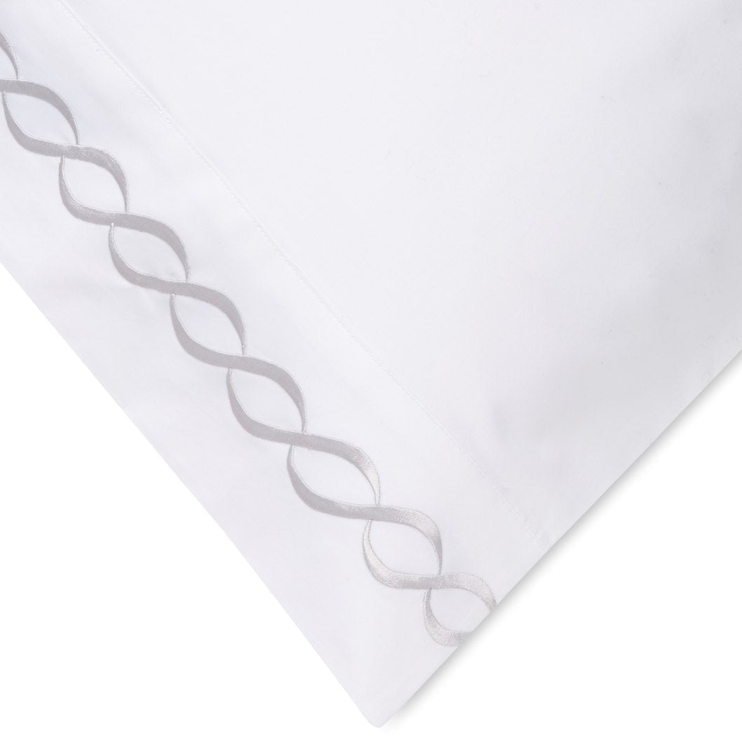 600 Thread Count Rope Embroidered Pillowcase Pair - Quahog Bay Bedding