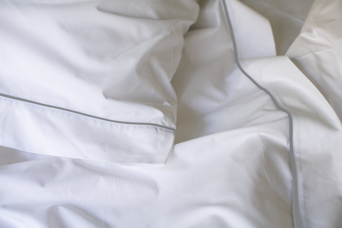 6PC Percale Bed Sheet Set With Piping Design - American Made With USA Grown Cotton - Quahog Bay Bedding