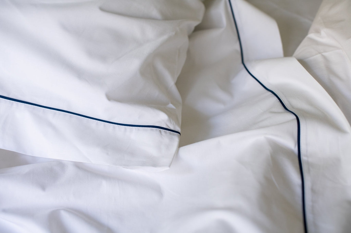 6PC Percale Bed Sheet Set With Piping Design - American Made With USA Grown Cotton - Quahog Bay Bedding