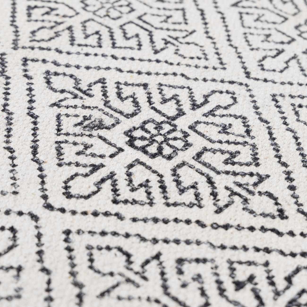 Brushton Area Rug
