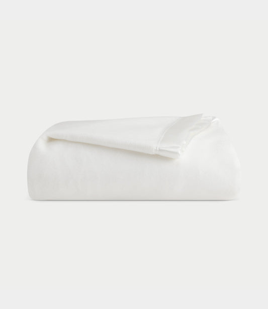 Bamboo Blankets Lightweight, Cooling & Comfy Blankets - Quahog Bay Bedding