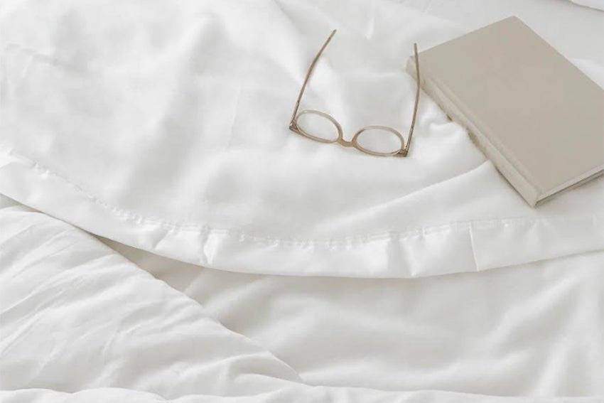 Bamboo Blankets Lightweight, Cooling & Comfy Blankets - Quahog Bay Bedding