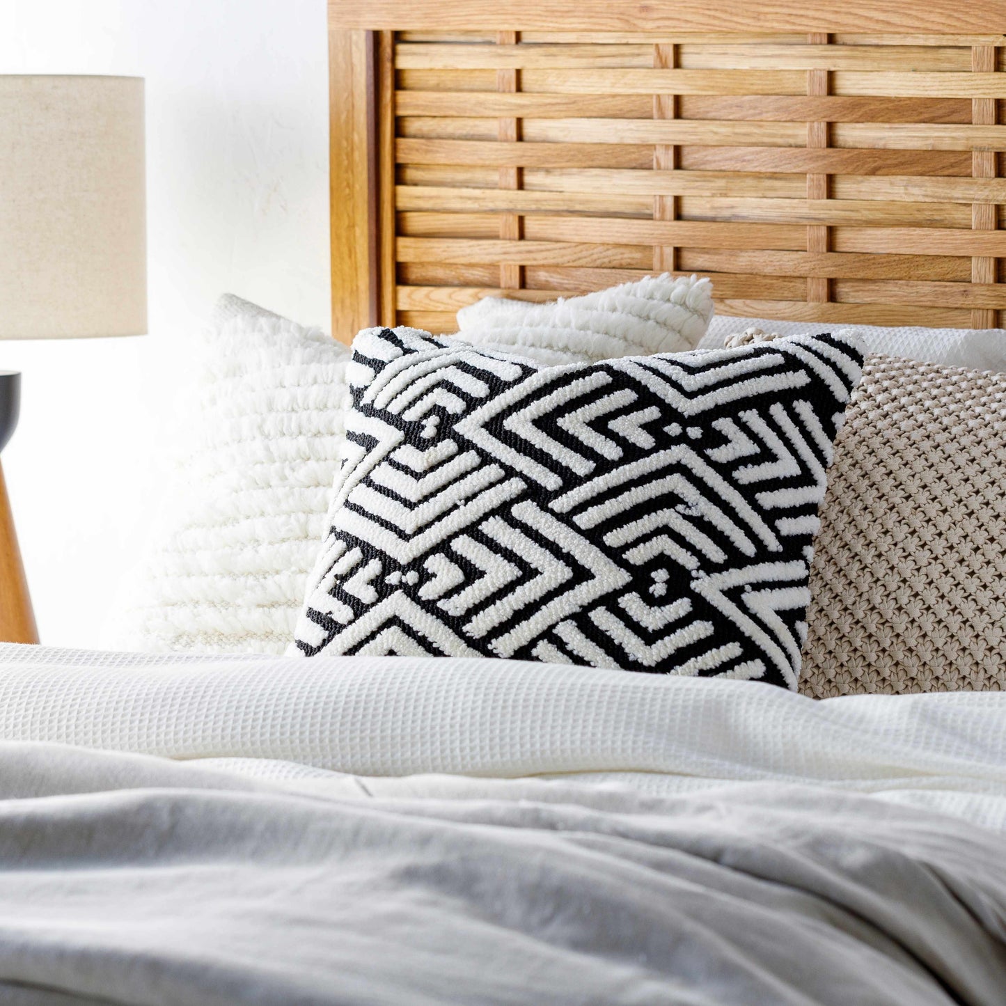 Calomboyan Throw Pillow