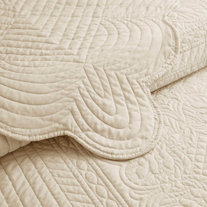 Coastal Scalloped Edge Quilt Set 3PC - Cream
