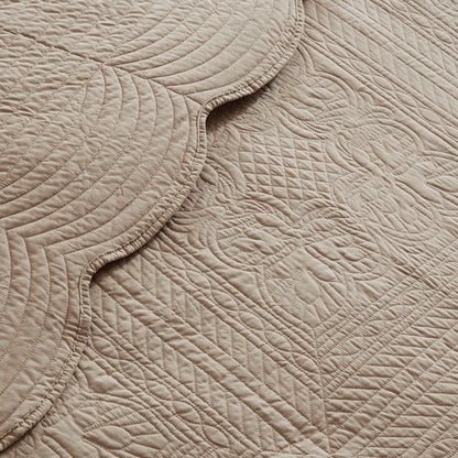 Coastal Scalloped Edge Quilt Set 3PC - Khaki