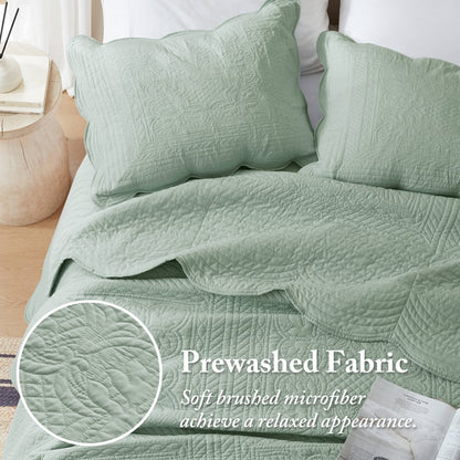 Coastal Scalloped Edge Quilt Set 3PC - Seafoam