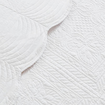 Coastal Scalloped Edge Quilt Set 3PC - White