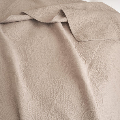 DaDa Bedding Neutral Taupe Beige Sandy Elegant Matelasse Cotton Quilted Bedspread Set (JHW-585) - DaDa Bedding Collection