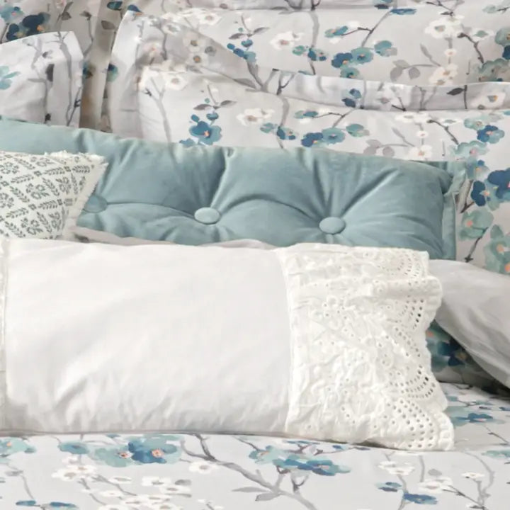 Florina Blue Velvet Pillow