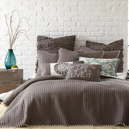 Pom Pom Quilt - Quahog Bay Bedding