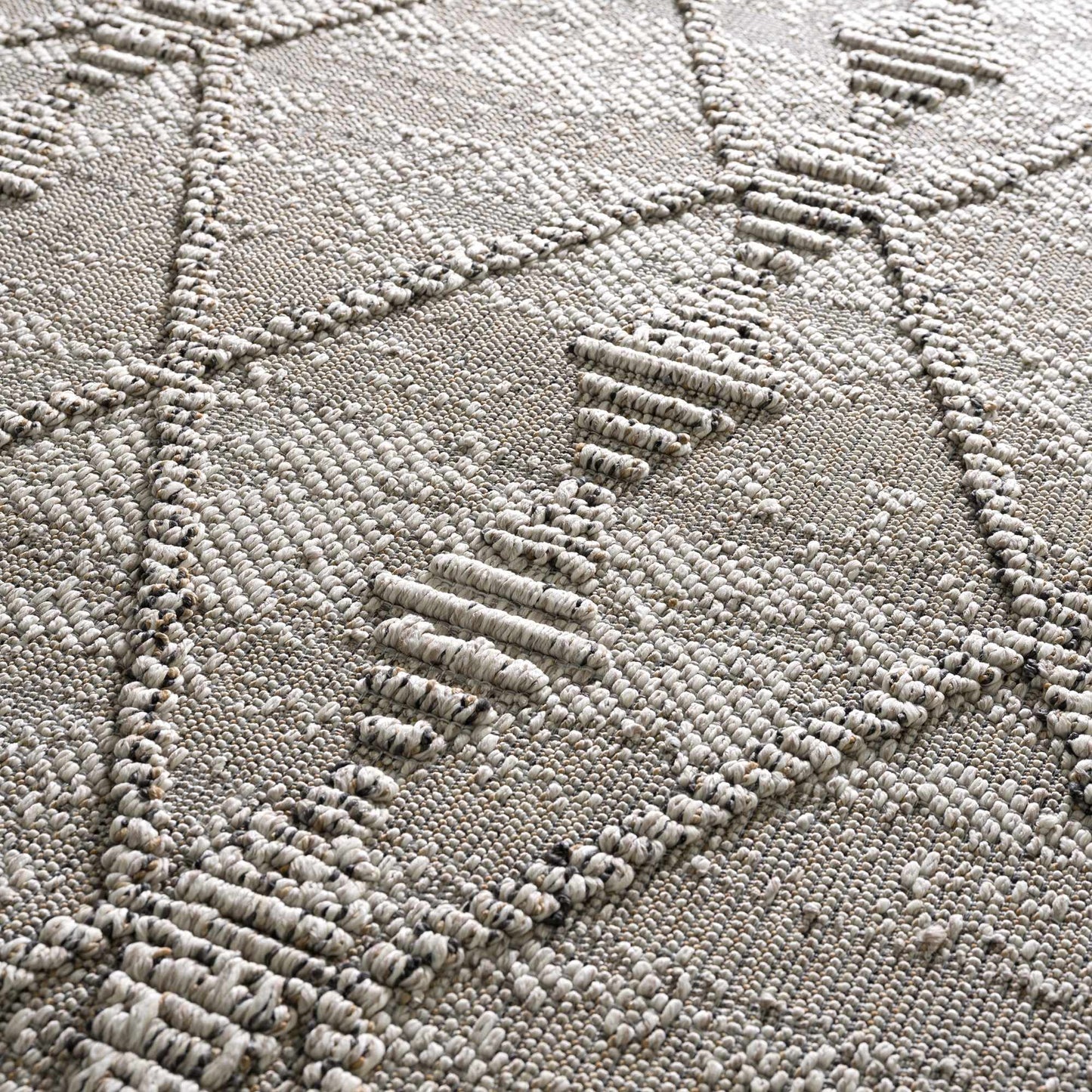 Nyla Bone Indoor & Outdoor Rug - 2x3 Clearance