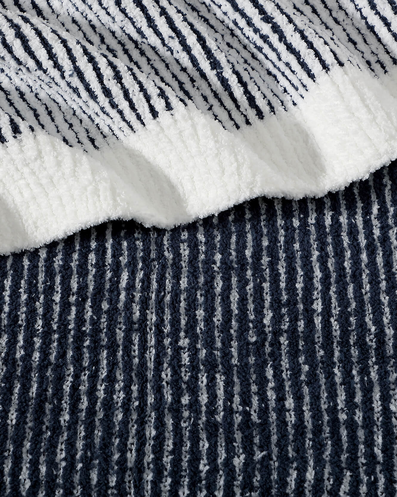 Luxury Two-Tone Ribbed Bed Blanket