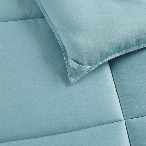 Winfield 300 Thread Count Cotton Shell Luxury DA Comforter by Madison Park