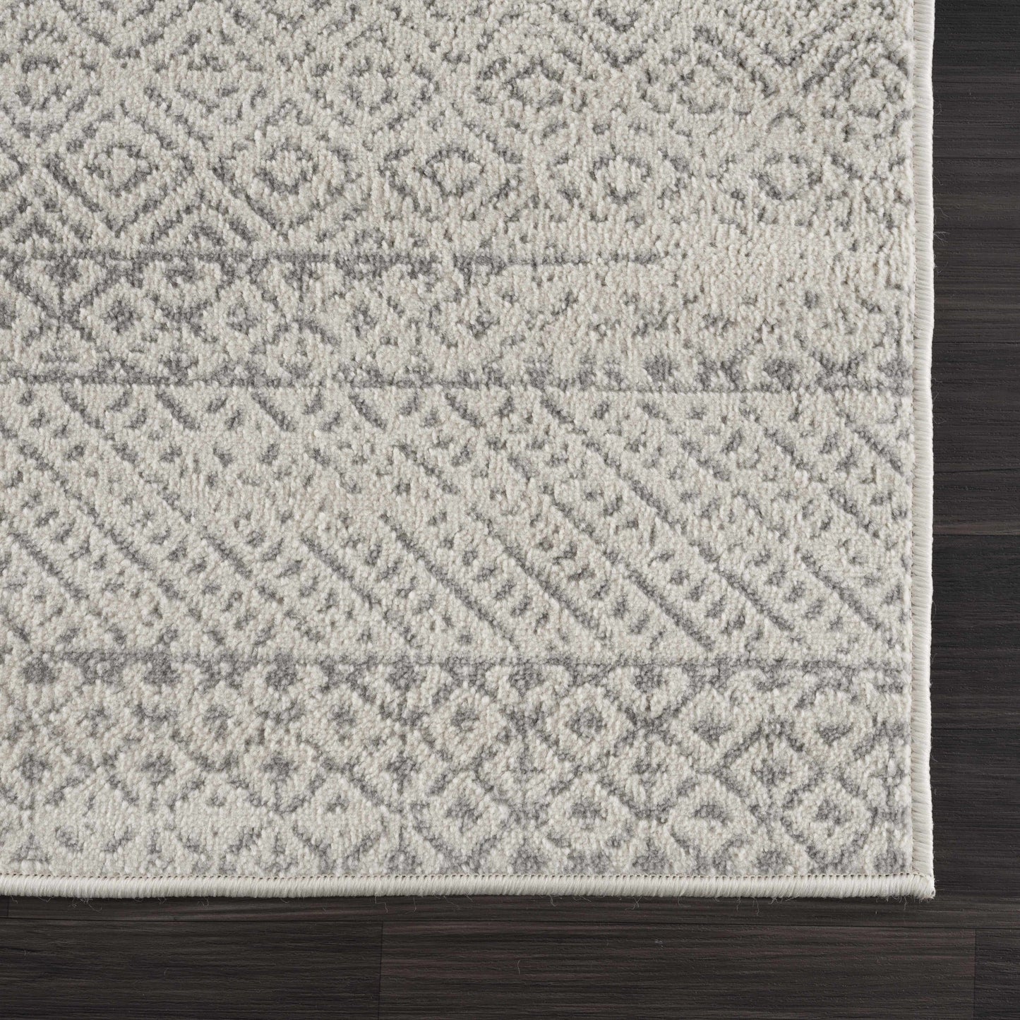 Tigri Aztec Ivory & Gray 2317 Area Rug - Clearance - Quahog Bay Bedding
