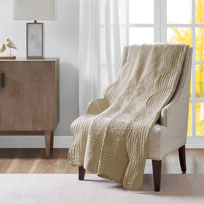 Tuscany Coastal Quilted Throw Blanket with Scalloped Edges