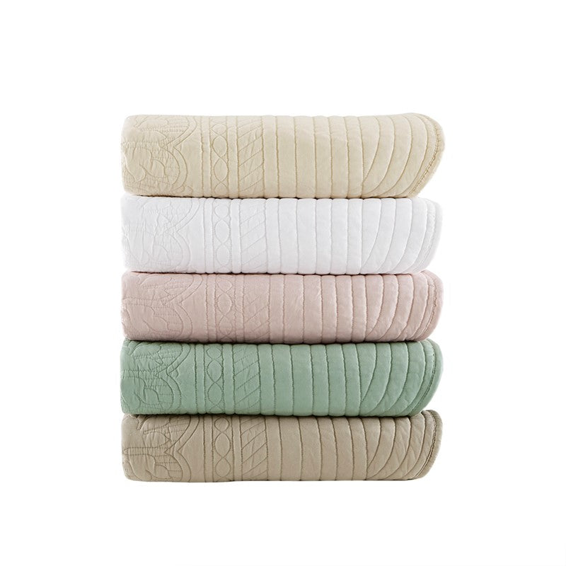 Tuscany Coastal Quilted Throw Blanket with Scalloped Edges